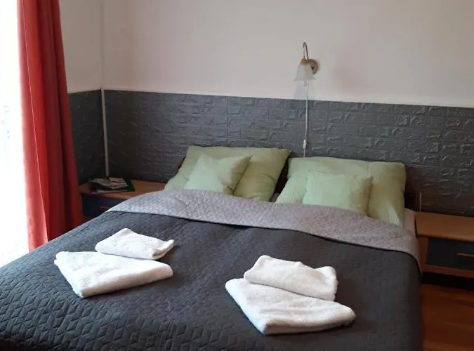 Apartment Attila Vendeghaz *