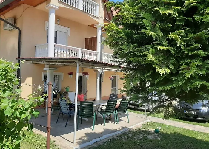Attila Apartamento